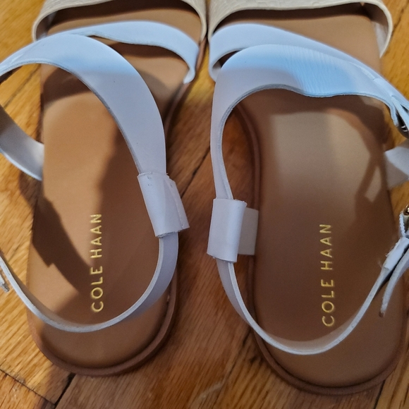 Cole Haan FINDRA STRPPY SANDAL. SIZE 6.5. - Picture 6 of 6